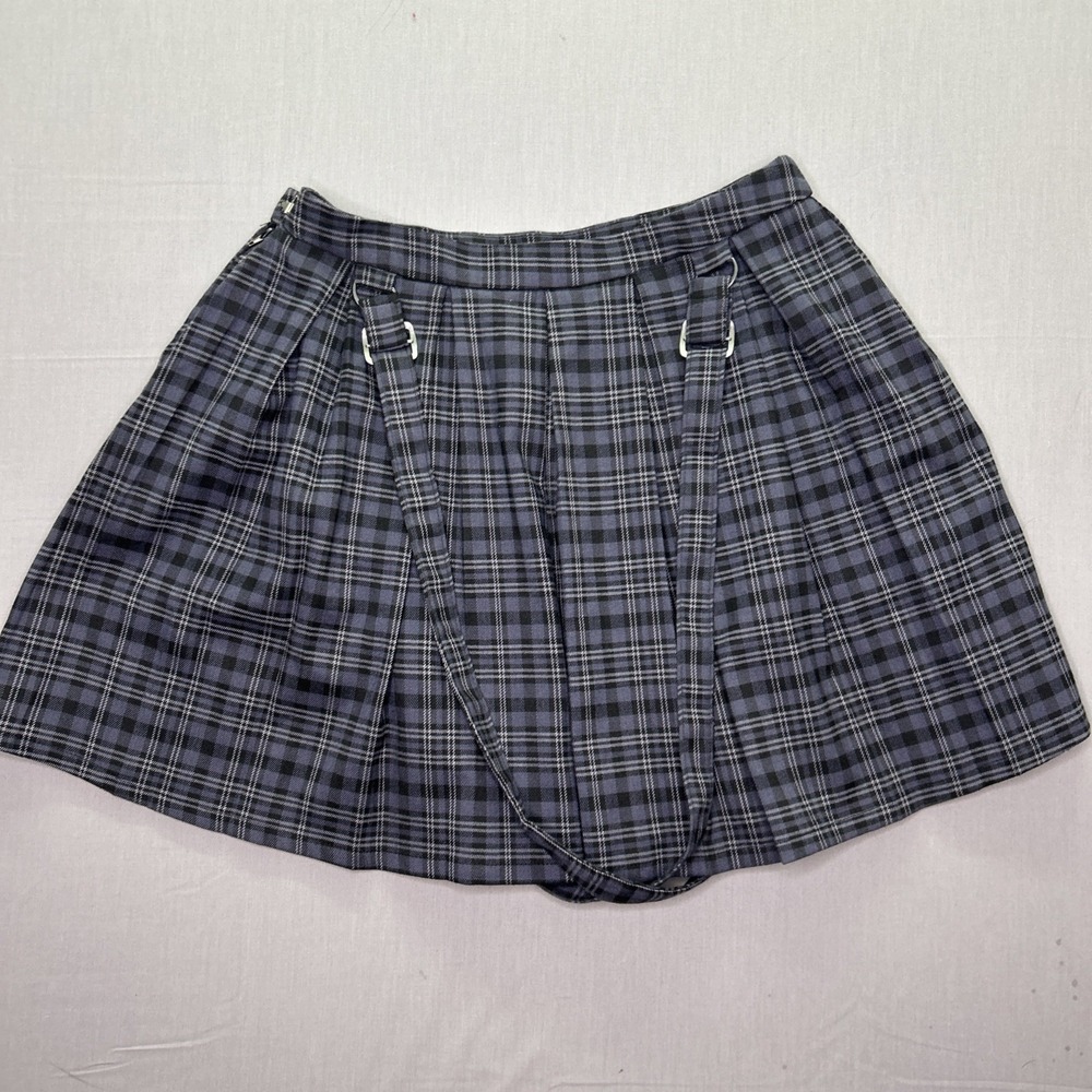 Hot Topic Plaid Pleated Skirt Medium O-Ring Strap Y2K Goth Alt Punk - Picture 5 of 5